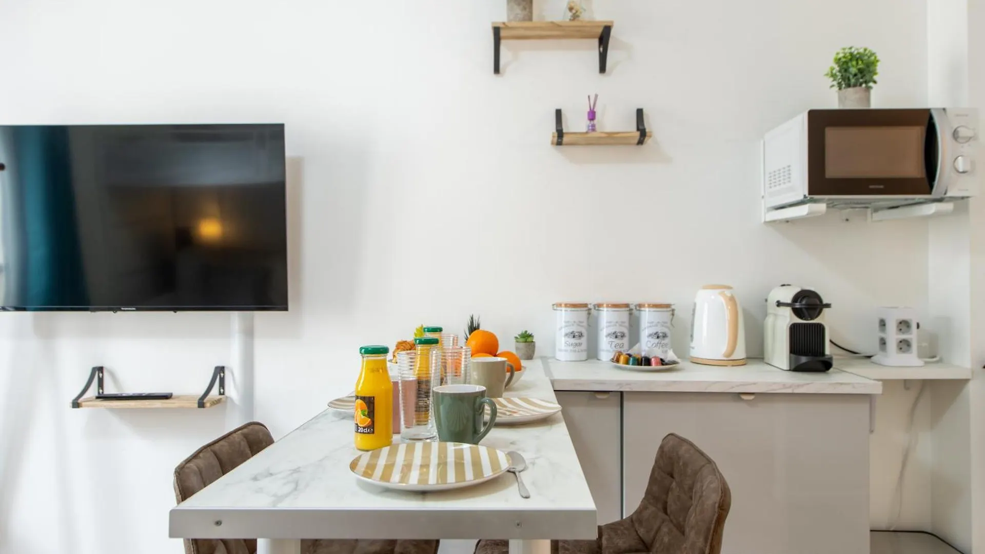 Best Deal! Modern Studio In Vibrant Area Only 5 Minutes By Walk To Metro - Central Location 巴黎 0*,