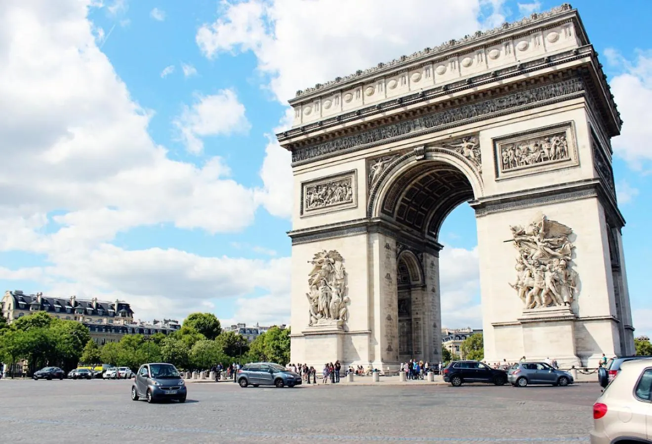 Best Deal! Modern Studio In Vibrant Area Only 5 Minutes By Walk To Metro - Central Location Paris Apartamento